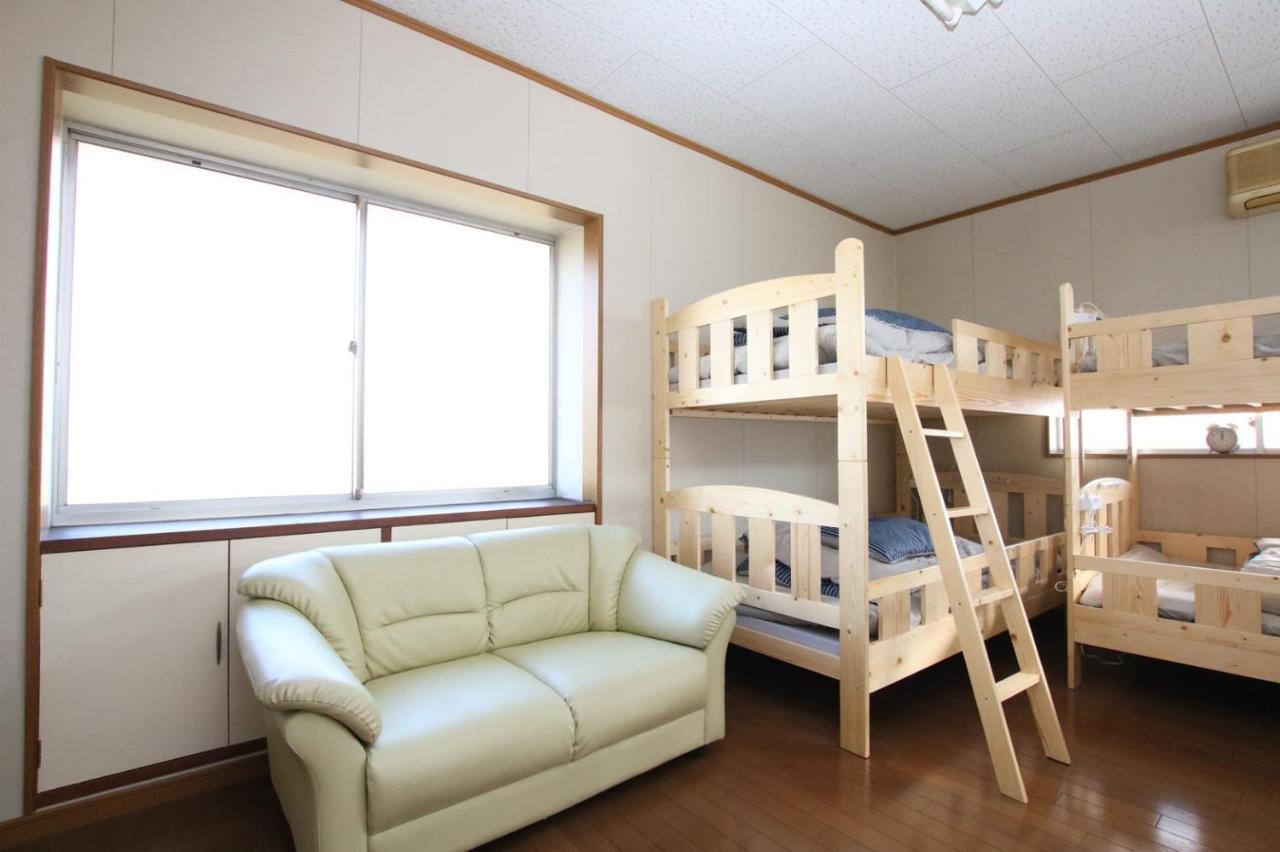Guesthouse Omoya--全個室--囲炉裏のぬくもりと共にグループの絆を深める古民家宿でゆっくりとした時間を-6名部屋-6名部屋-8名部屋--最大20名-ペット同伴可は一室のみ- ماتسوياما المظهر الخارجي الصورة