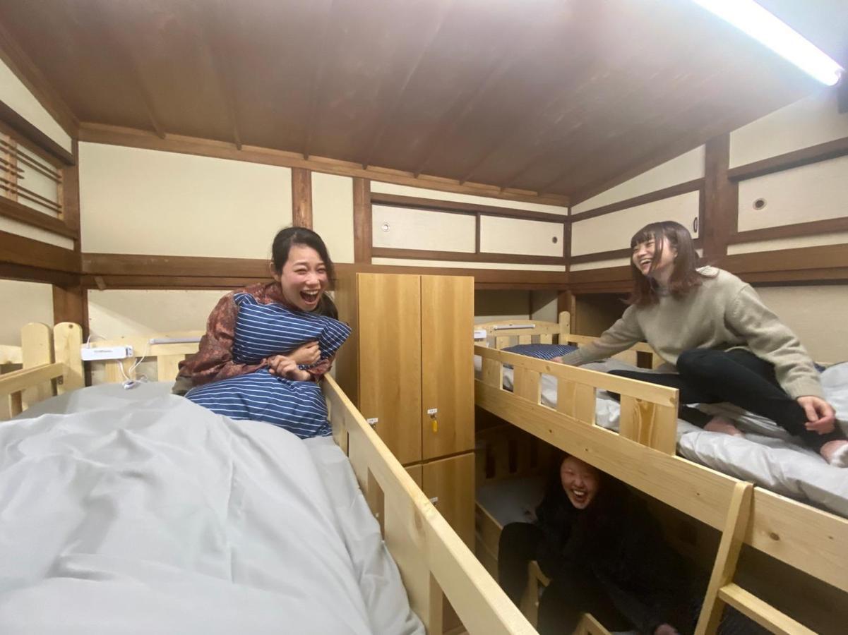 Guesthouse Omoya--全個室--囲炉裏のぬくもりと共にグループの絆を深める古民家宿でゆっくりとした時間を-6名部屋-6名部屋-8名部屋--最大20名-ペット同伴可は一室のみ- ماتسوياما المظهر الخارجي الصورة